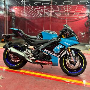 Yamaha V4 Petronas Design [Full Body Edge To Edge Wrap / Decal / Sticker Kit]