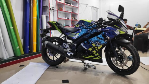 Yamaha V3 Wolfpack Design [Full Body Edge To Edge Wrap / Decal / Sticker Kit] - Image 4