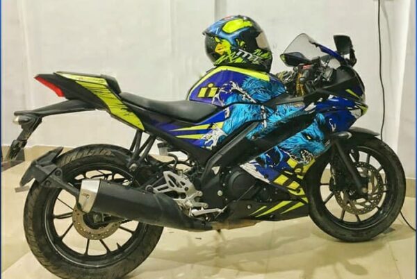 Yamaha V3 Wolfpack Design [Full Body Edge To Edge Wrap / Decal / Sticker Kit] - Image 2
