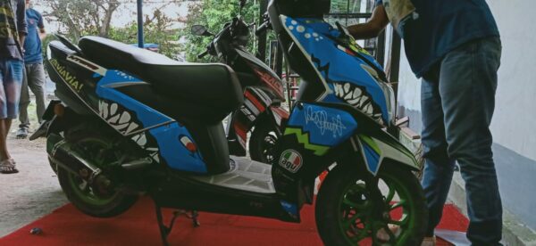 TVS Ntorq Shark 2 Design [Full Body Edge To Edge Wrap / Decal / Sticker Kit] - Image 3