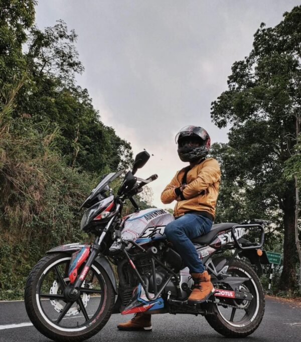 TVS Apache RTR Explorer Design 160/200 4V [Full Body Edge To Edge Wrap / Decal / Sticker Kit] - Image 4