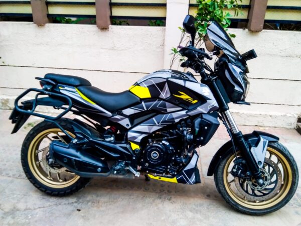 Bajaj Dominar Abstract Design 250-400 (BS4-BS6) [Full Body Edge To Edge Wrap / Decal / Sticker Kit] - Image 2