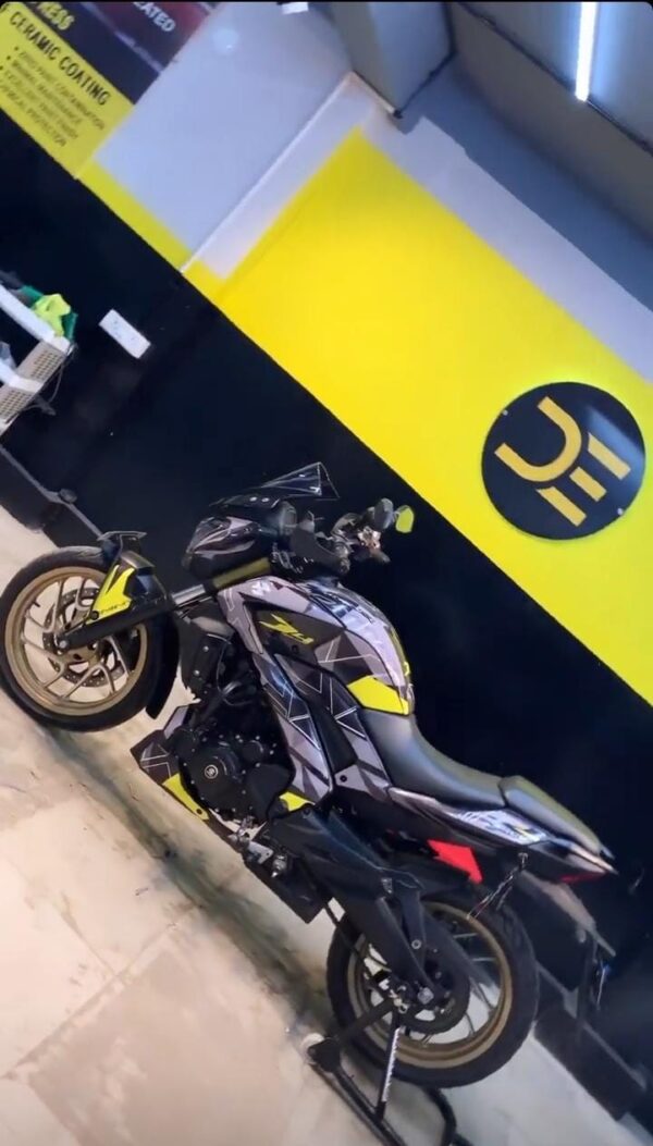 Bajaj Dominar Abstract Design 250-400 (BS4-BS6) [Full Body Edge To Edge Wrap / Decal / Sticker Kit] - Image 5