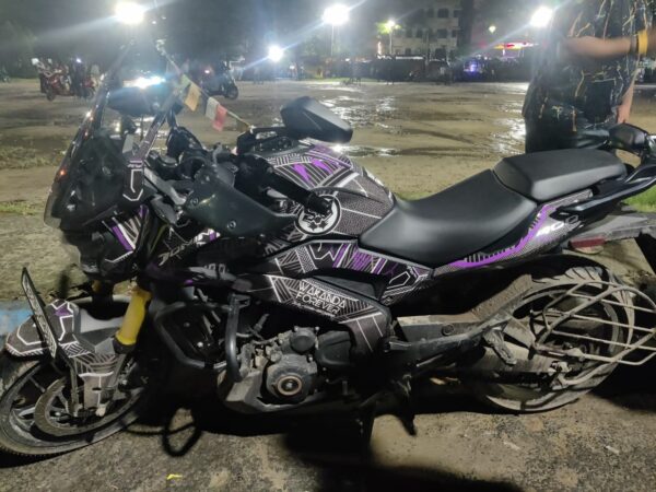 Bajaj Dominar Black Panther Design 250-400 (BS4-BS6) [Full Body Edge To Edge Wrap / Decal / Sticker Kit] - Image 4