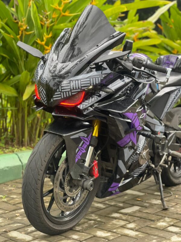 Pulsar RS 200 Black Panther Design [Full Body Edge To Edge Wrap / Decal / Sticker Kit] - Image 2