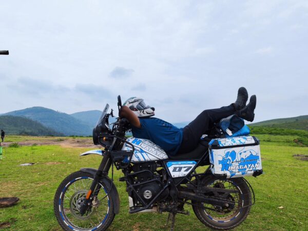 Royal Enfield Himalayan Summit Edition  [Full Body Wrap / Decal / Sticker Kit] - Image 4