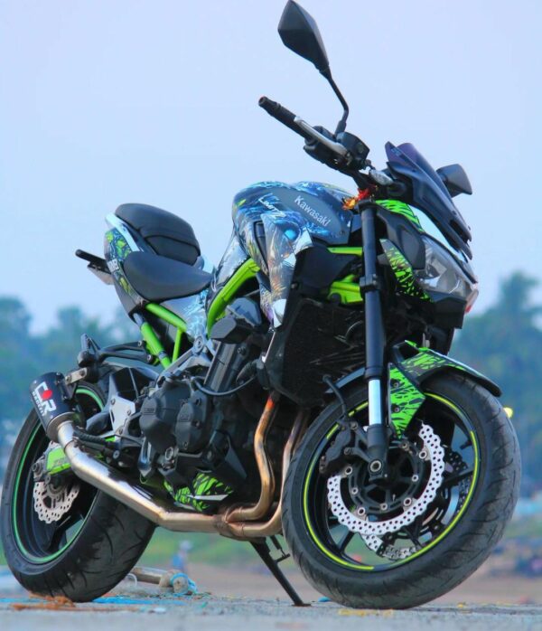 Kawasaki Z900 Symbiote Hulk Edition [Full Body Wrap / Decal / Sticker Kit] - Image 3