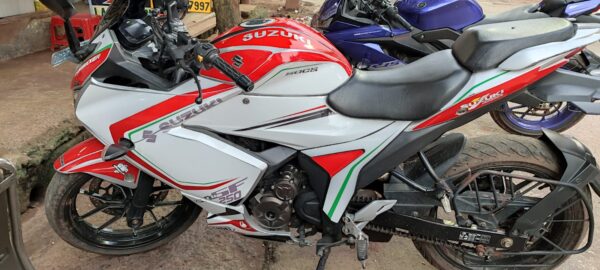 Suzuki Gixxer SF Redline Design 155-250 [Full Body Edge To Edge Wrap / Decal / Sticker Kit] - Image 3